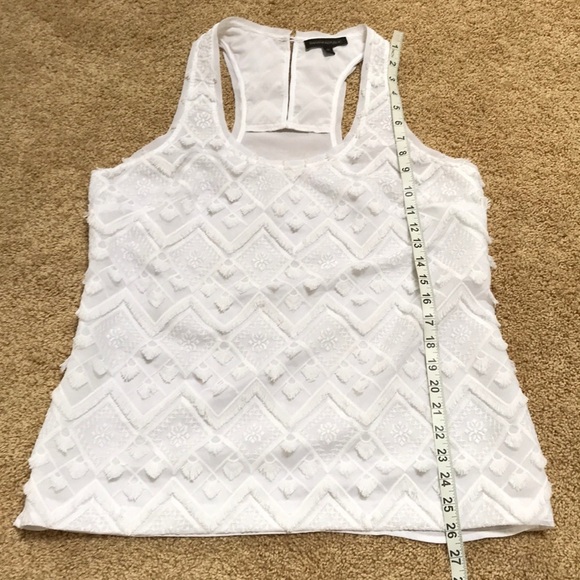 BANANA REPUBLIC size M white embroidered top - Picture 9 of 9